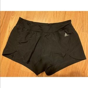 New adidas Women’s 3 Stripe Running/ training shorts